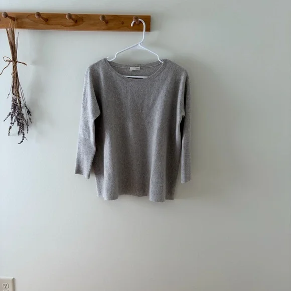 Garnet Hill Essential Cashmere Cropped Sweater in Heathered Grey XS - Picture 2 of 5